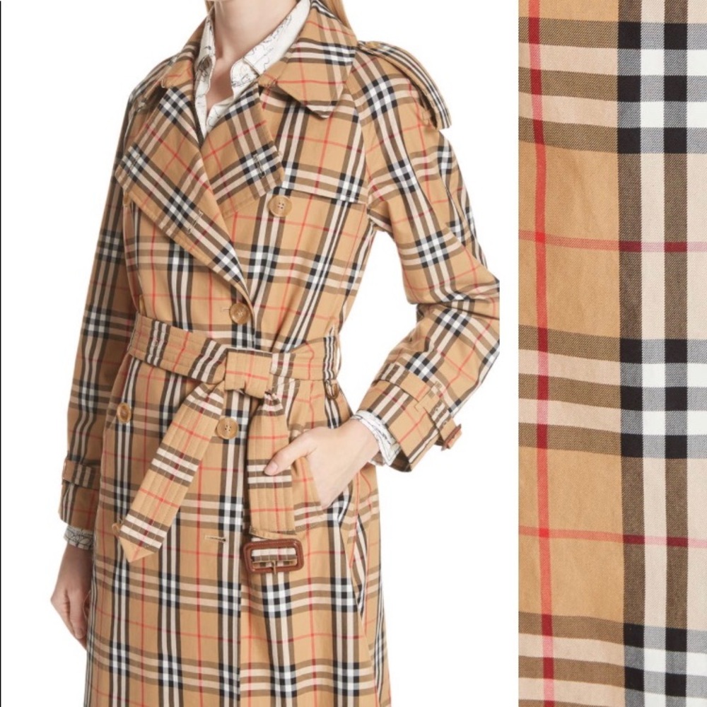 🎉HP🎉BURBERRY
Eastheath Vintage Check Trench Coat